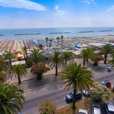 Hotel Progresso San Benedetto del Tronto Bagian luar foto