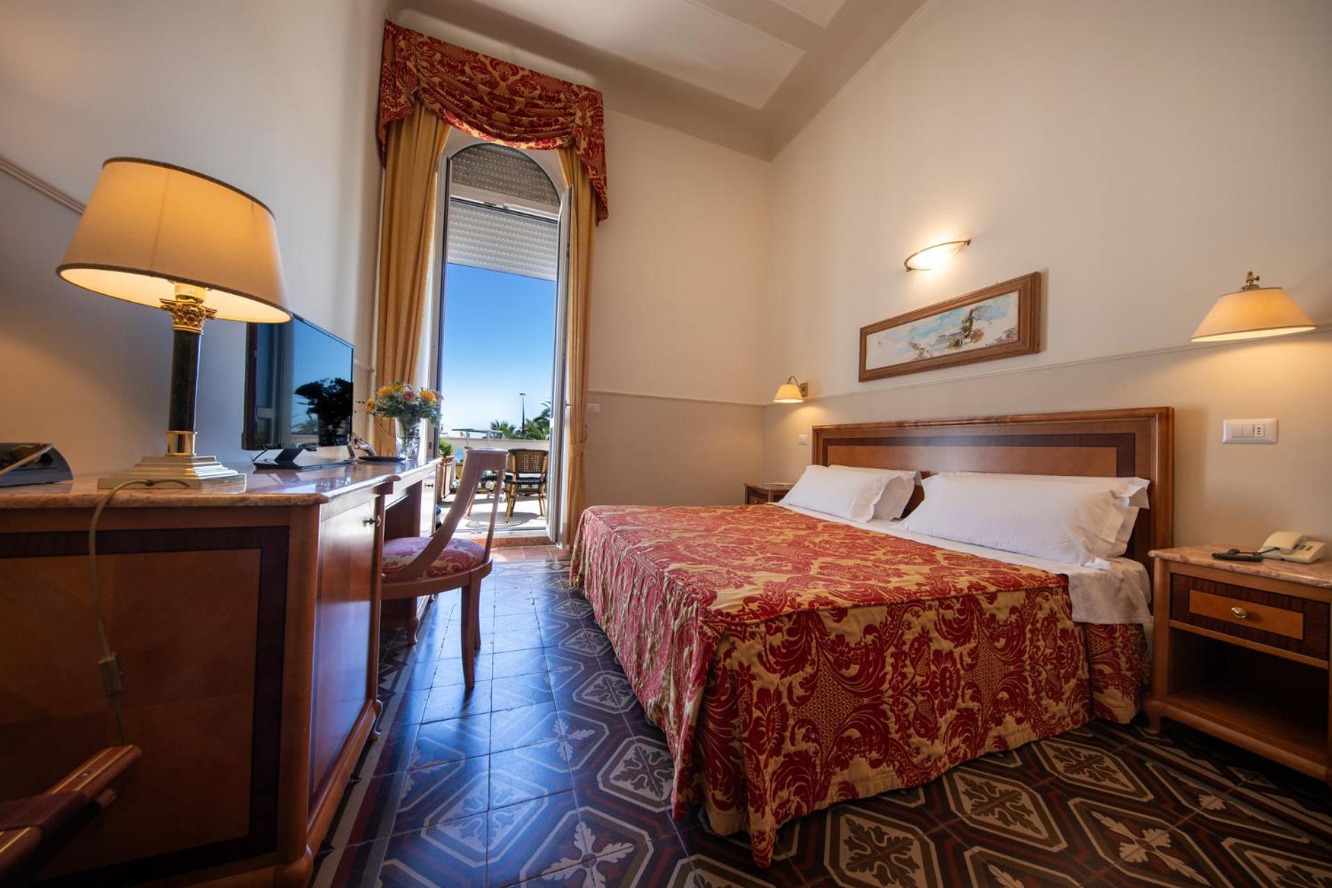 Hotel Progresso San Benedetto del Tronto Bagian luar foto