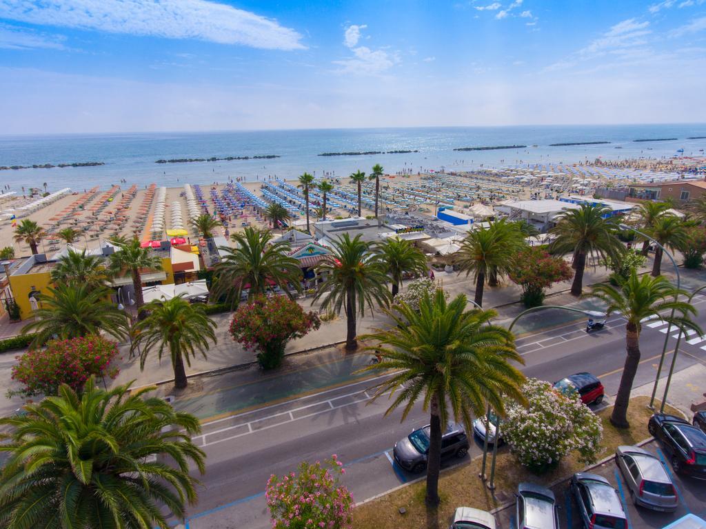 Hotel Progresso San Benedetto del Tronto Bagian luar foto